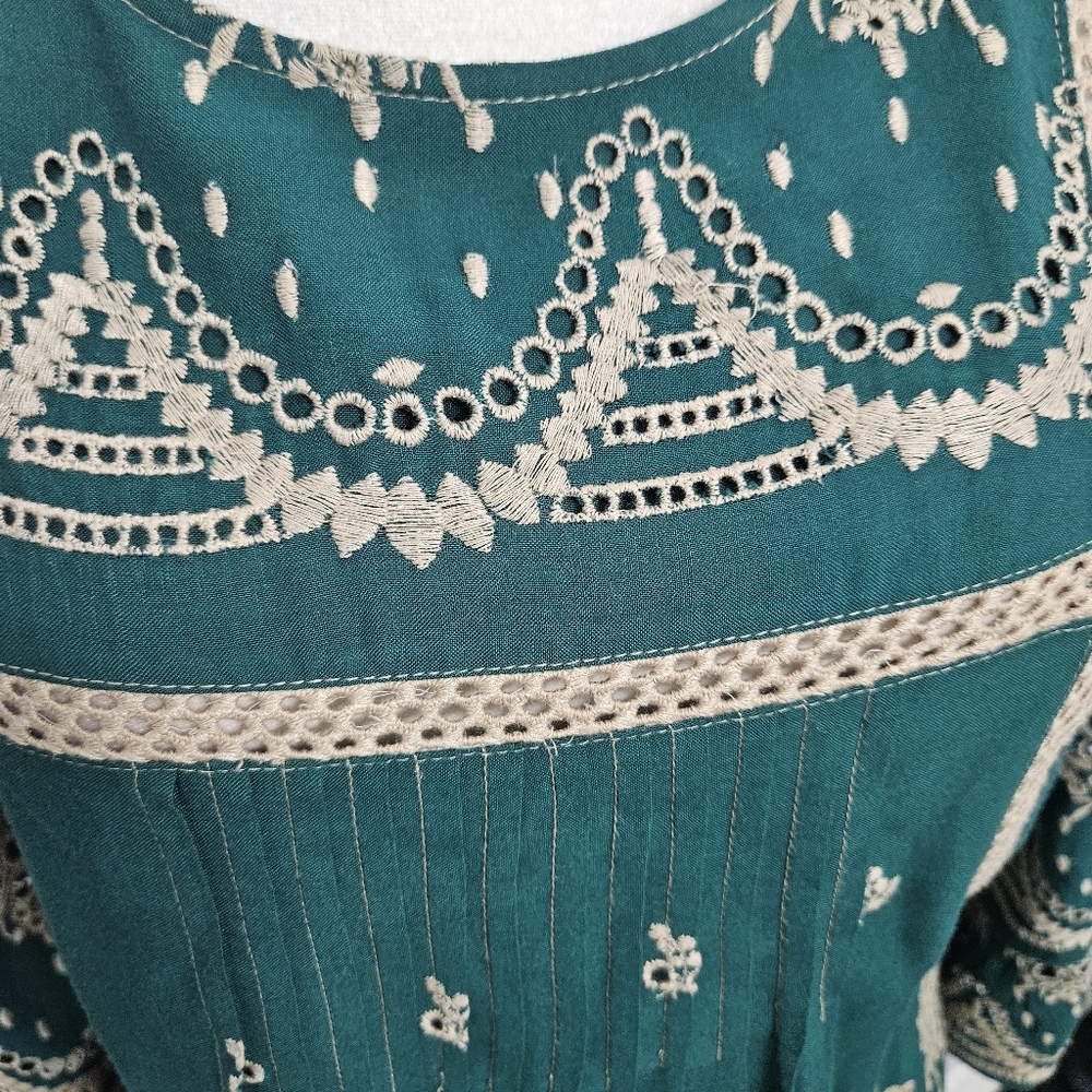 Ivy Jane green Floral Embroidered Bell Sleeve Tunic Top Blouse Dress Eyelet XS - Picture 3 of 8